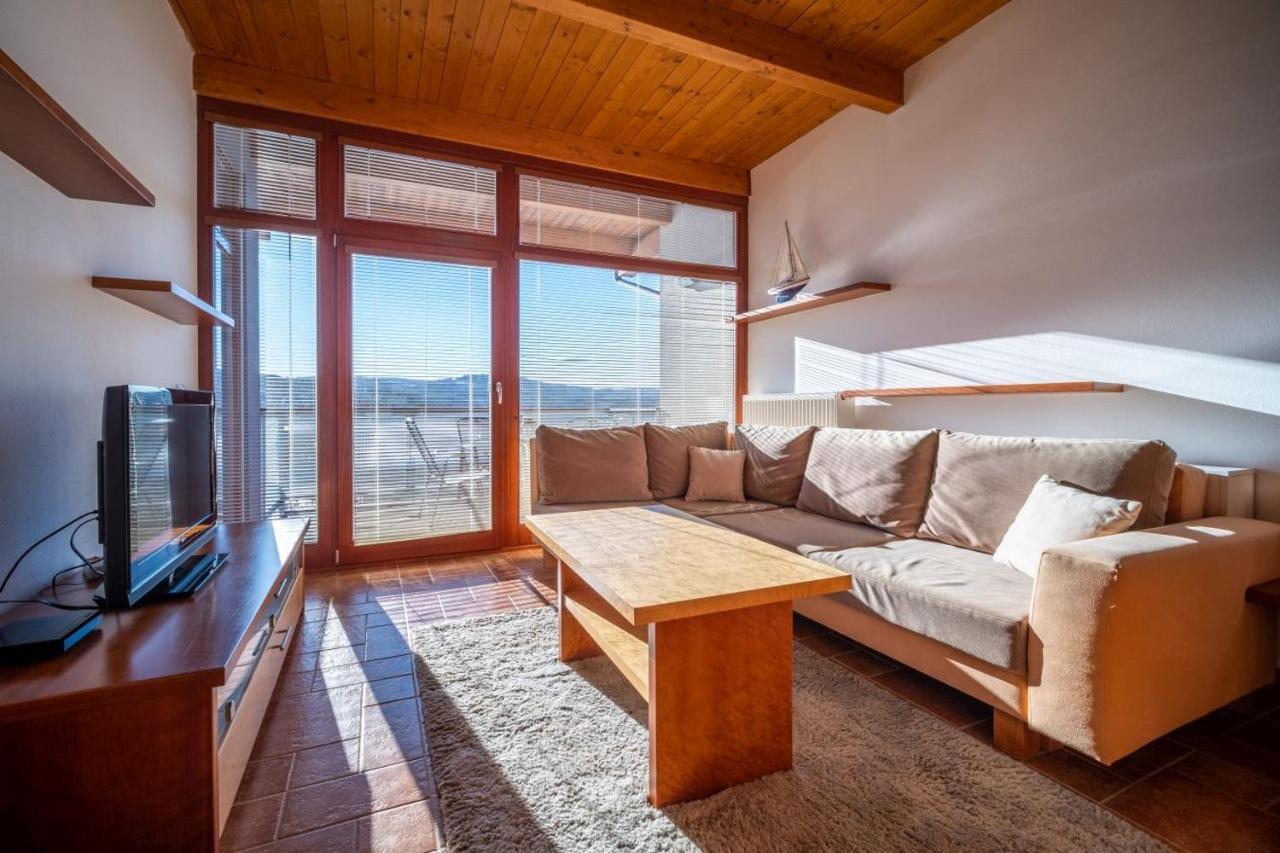 Apartment Doky D8 - Lipno Home Lipno nad Vltavou Dış mekan fotoğraf